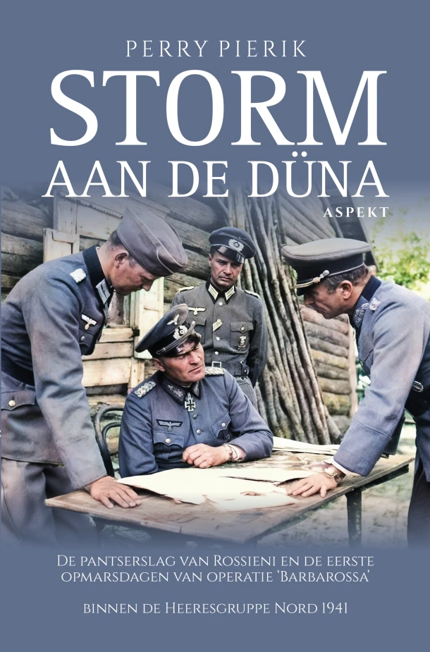 Storm aan de Düna – Perry Pierik – boek cover