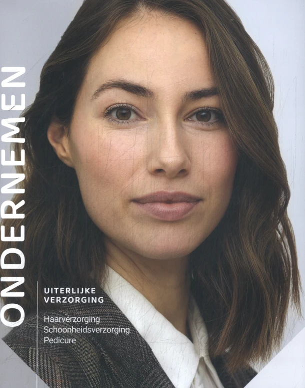 Ondernemen uiterlijke verzorging: theorieboek – boek cover