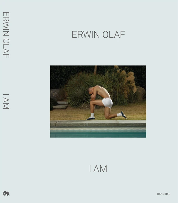I am – Erwin Olaf – boek cover