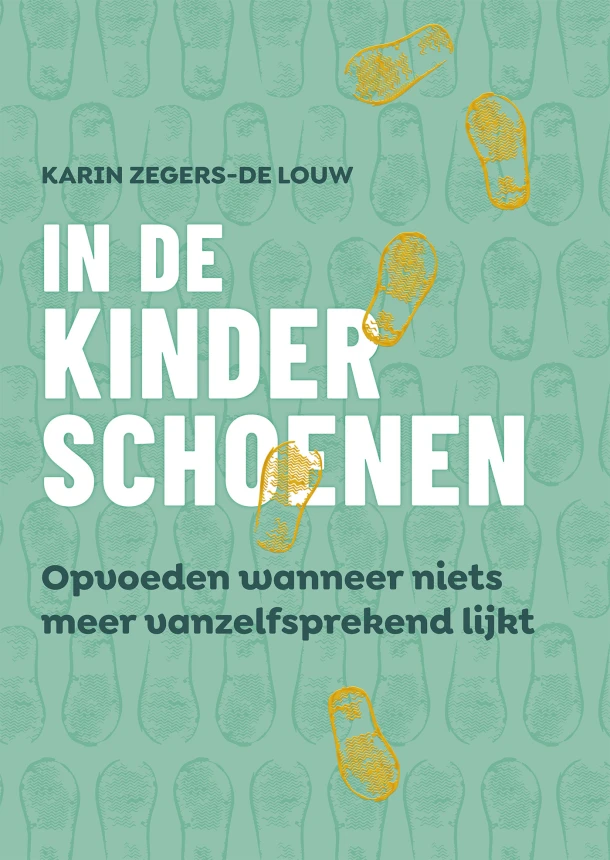 In de kinderschoenen – Karin Zegers-de Louw – boek cover